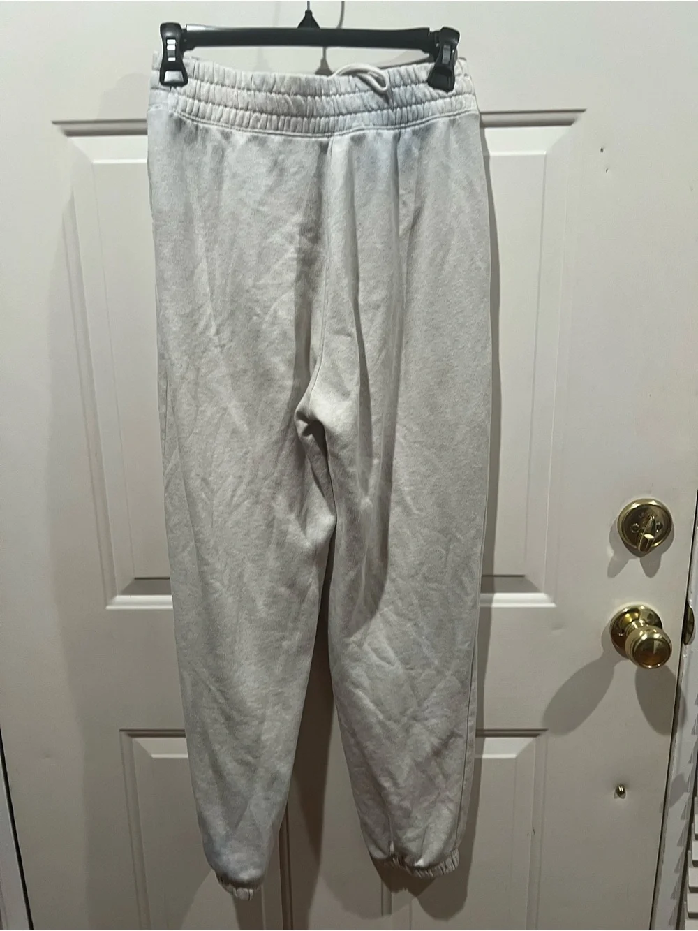 American Eagle Outfitters Light Gray women’s Jogger Sweatpants
